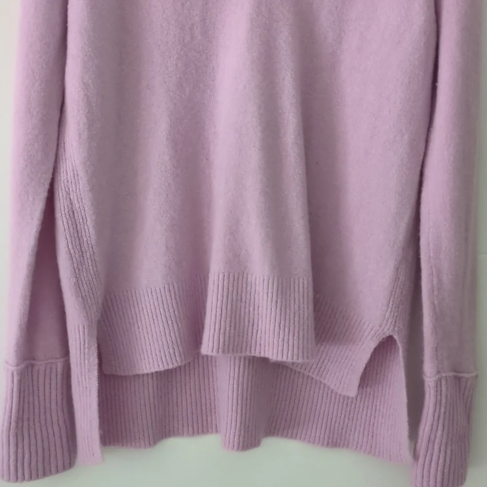 J crew V-neck Soft Yarn Wool Alpaca Mix High Low lilac Pullover Side Splits Sz S